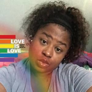 Meet your Posher, Shakira